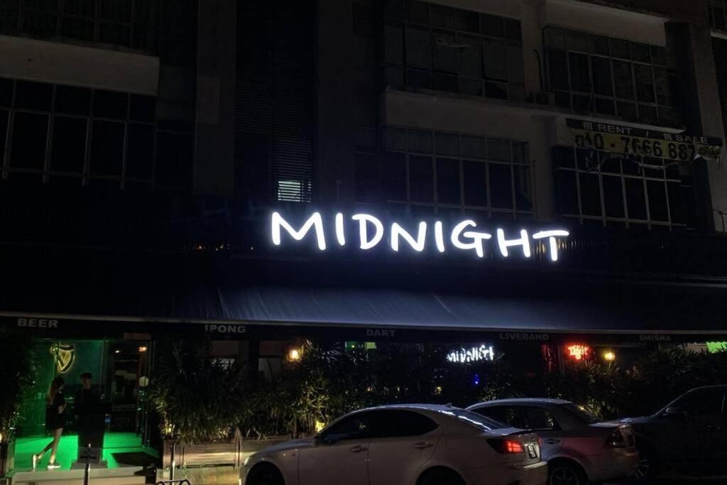 Baojuwu@2 Bedrooms Akademik Suites Austin Height Johor Bahru Exterior foto